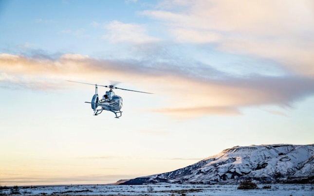helicopter-flying.cdn